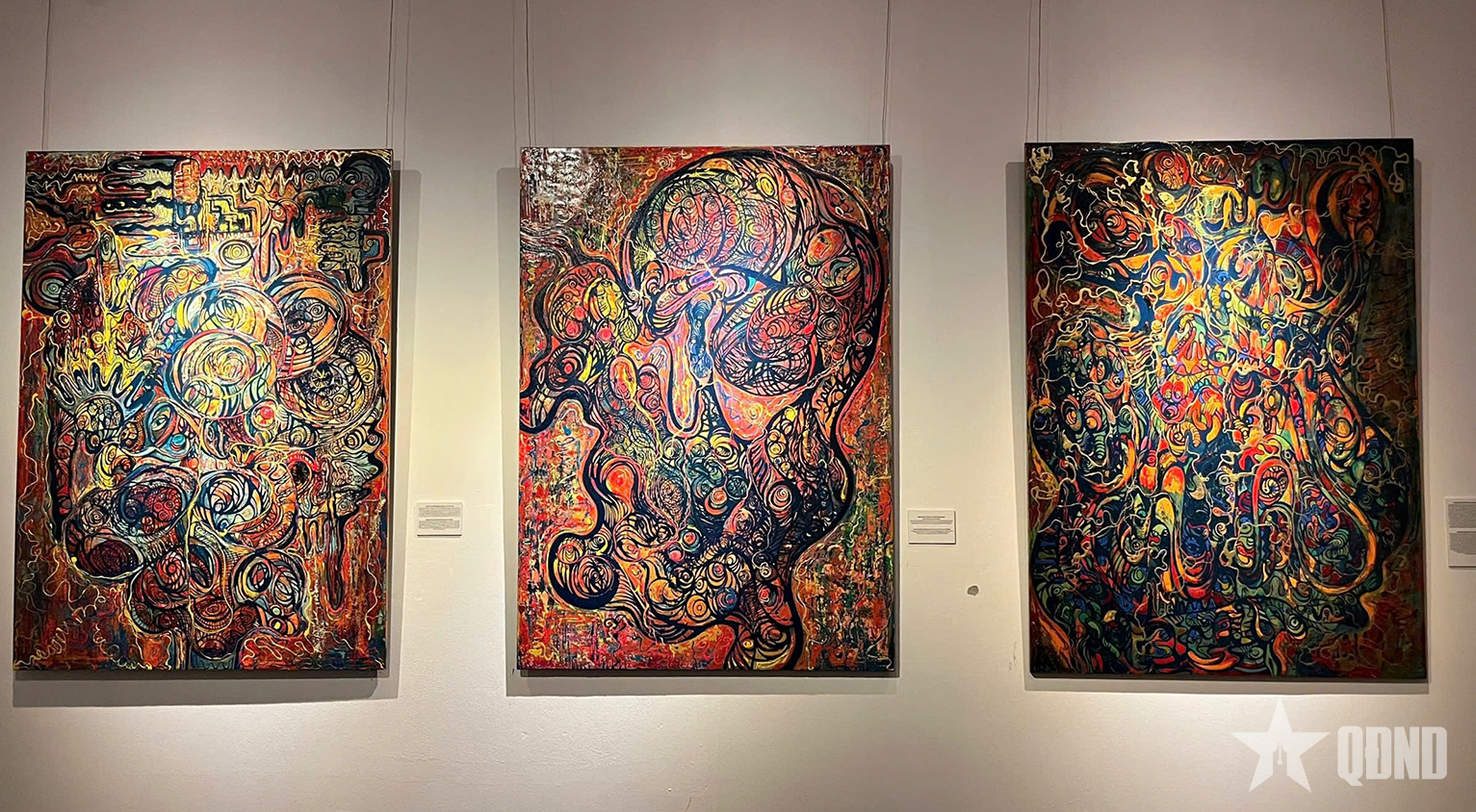 Triển lãm “Dòng chảy đột biến” của hai cha con nghệ sĩ Đào Anh Khánh và họa sĩ Đào Anh Thơ